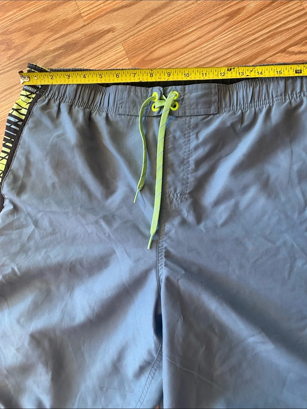 Nike Men's Gray Swim Board Shorts with Neon Green Trim Large Summer